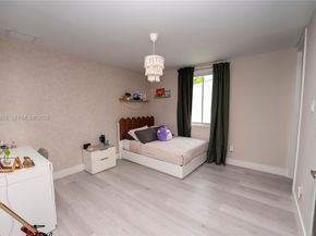 8340 NW 33 Terrace, Doral FL 33122