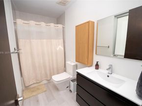 8340 NW 33 Terrace, Doral FL 33122