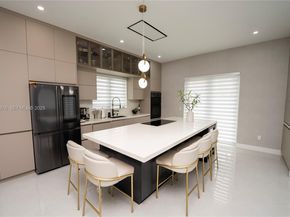 8340 NW 33 Terrace, Doral FL 33122