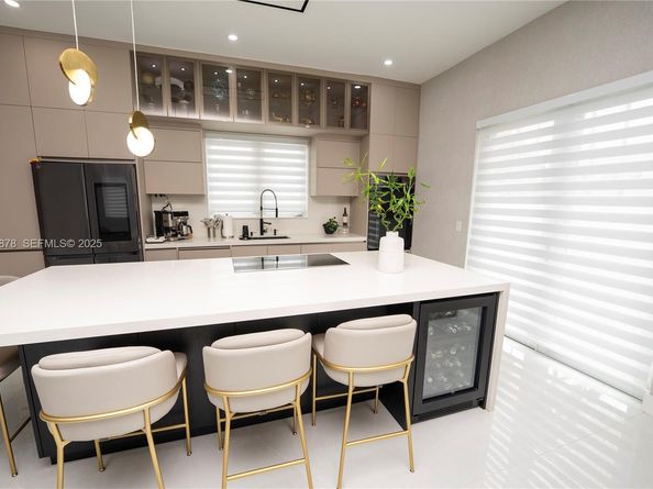 8340 NW 33 Terrace, Doral FL 33122