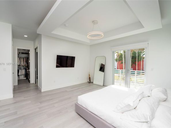 8340 NW 33 Terrace, Doral FL 33122