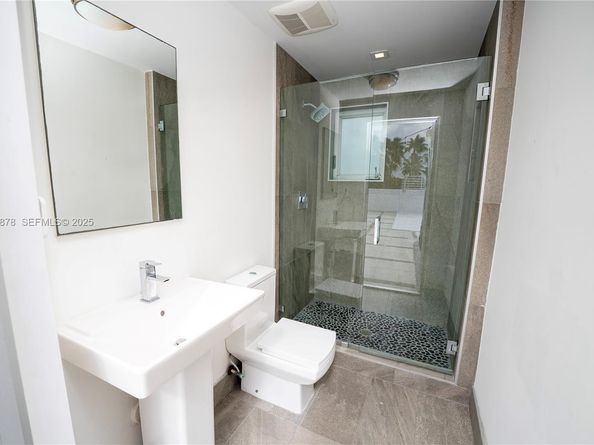 8340 NW 33 Terrace, Doral FL 33122