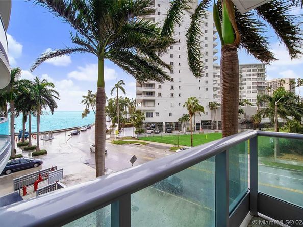 1331 Brickell Bay Dr 208, Miami FL 33131