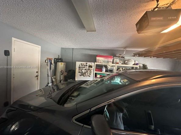 10153 NW 3rd Ct, Plantation FL 33324