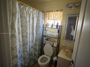 10153 NW 3rd Ct, Plantation FL 33324