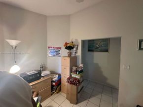 10153 NW 3rd Ct, Plantation FL 33324