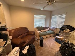 10153 NW 3rd Ct, Plantation FL 33324