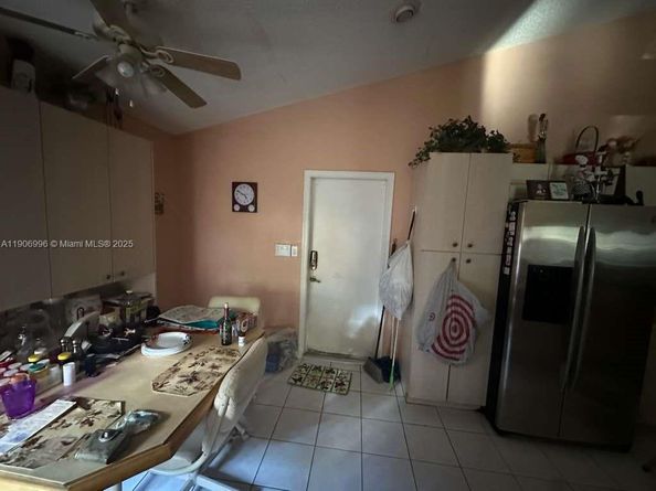 10153 NW 3rd Ct, Plantation FL 33324