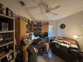 10153 NW 3rd Ct, Plantation FL 33324