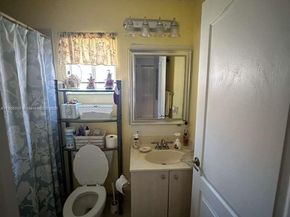 10153 NW 3rd Ct, Plantation FL 33324