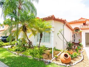 10564 NW 57th St, Doral FL 33178