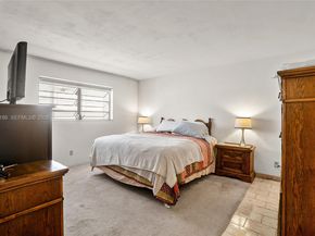 19001 NE 14th Ave 221, Miami FL 33179