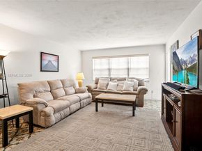 19001 NE 14th Ave 221, Miami FL 33179