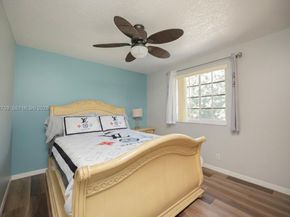 61 NW 110th Ave, Plantation FL 33324