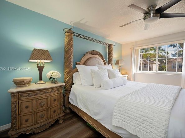 61 NW 110th Ave, Plantation FL 33324