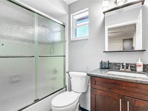 13787 NW 19th Ct, Pembroke Pines FL 33028