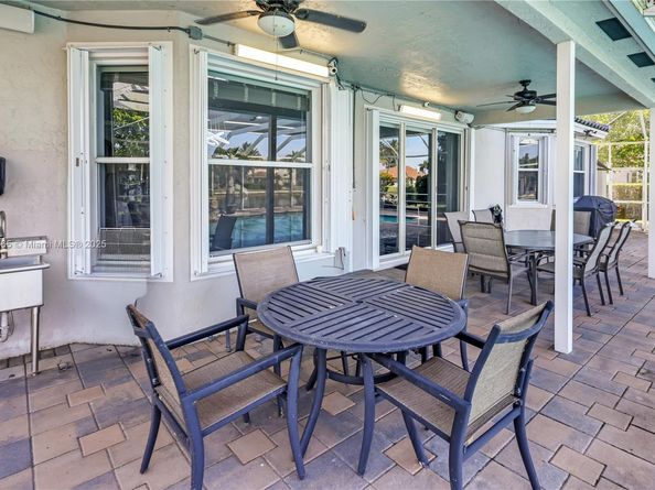 13787 NW 19th Ct, Pembroke Pines FL 33028