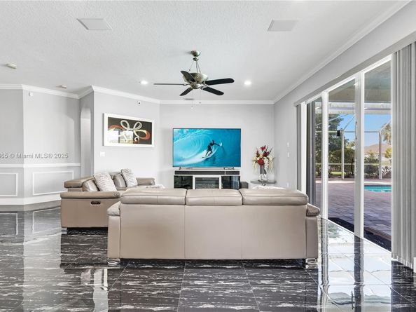 13787 NW 19th Ct, Pembroke Pines FL 33028