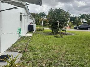 4933 NW 42nd St, Lauderdale Lakes FL 33319