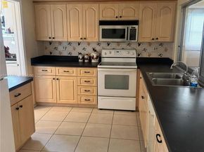 4933 NW 42nd St, Lauderdale Lakes FL 33319