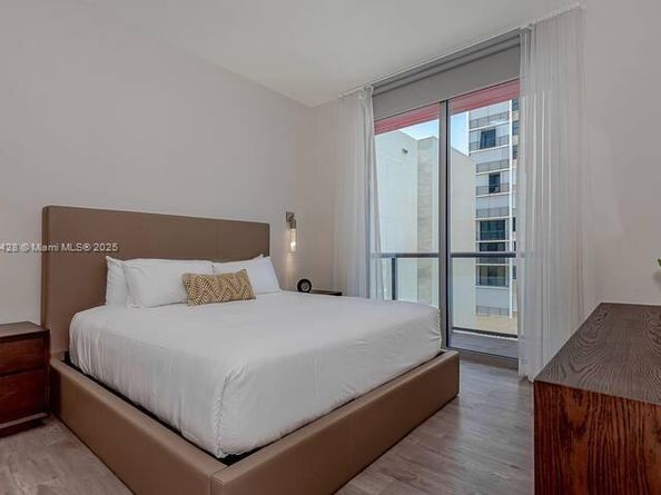 777 N Ocean Dr N401, Hollywood FL 33019