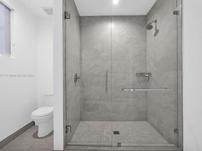 348 Desoto St, Hollywood FL 33019
