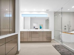 348 Desoto St, Hollywood FL 33019