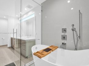 348 Desoto St, Hollywood FL 33019