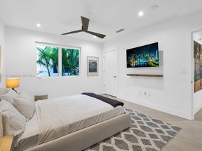 348 Desoto St, Hollywood FL 33019