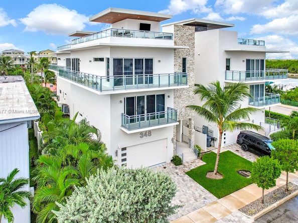 348 Desoto St, Hollywood FL 33019