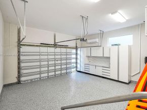 348 Desoto St, Hollywood FL 33019