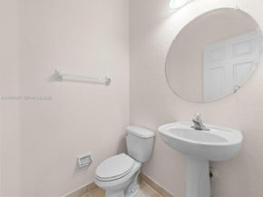 2534 SE 15th Ct, Homestead FL 33035