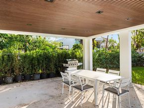 2572 NE 182nd Ter, North Miami Beach FL 33160