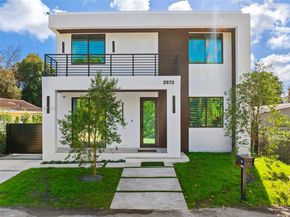 2572 NE 182nd Ter, North Miami Beach FL 33160