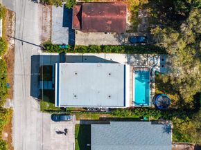 2572 NE 182nd Ter, North Miami Beach FL 33160