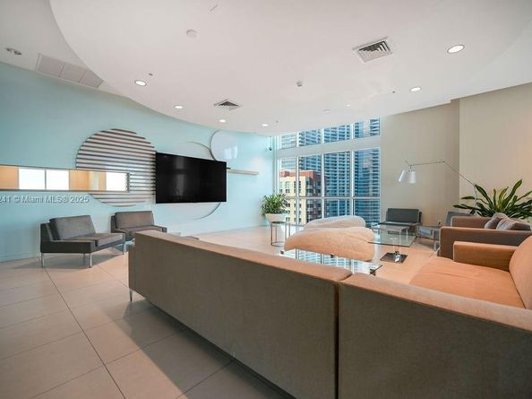 1900 N Bayshore Dr 5103, Miami FL 33132