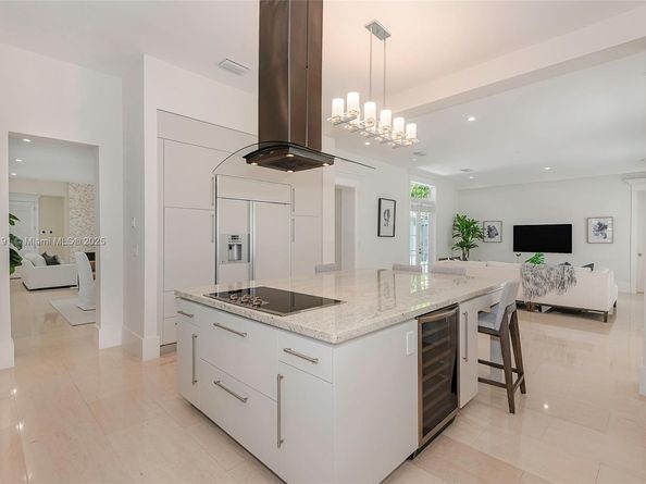 7745 SW 54th Ave, Miami FL 33143