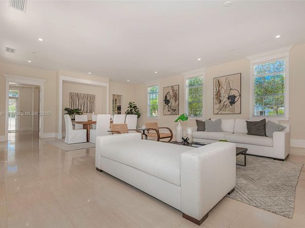 7745 SW 54th Ave, Miami FL 33143