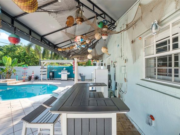 3329 Coolidge St, Hollywood FL 33021