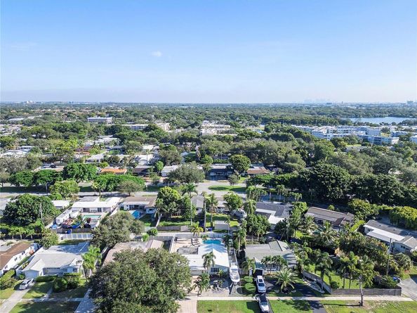 3329 Coolidge St, Hollywood FL 33021
