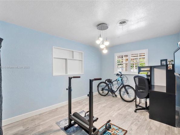 3329 Coolidge St, Hollywood FL 33021