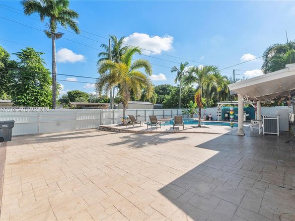 3329 Coolidge St, Hollywood FL 33021