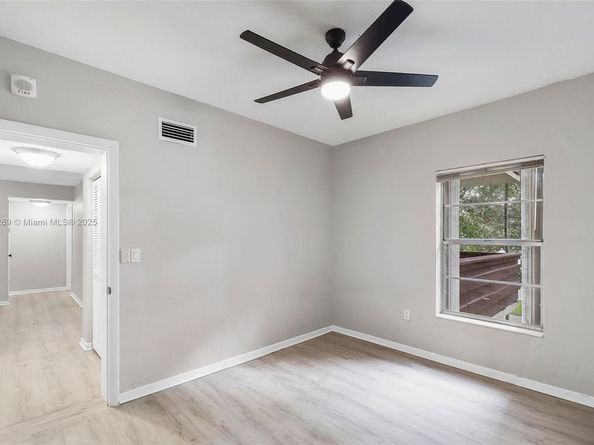 1205 Mariposa Ave 320, Coral Gables FL 33146