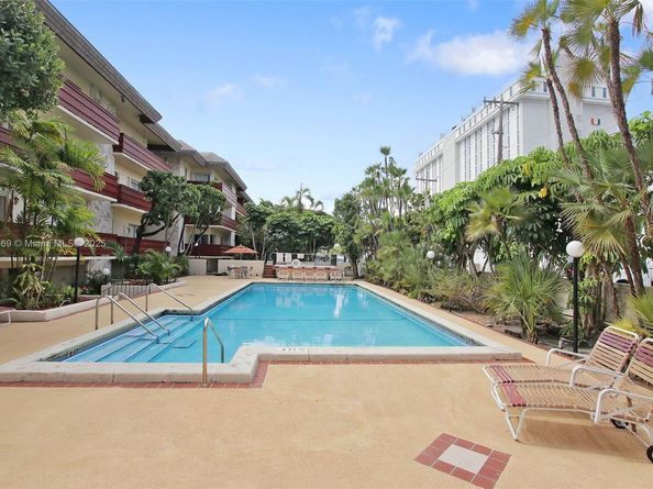 1205 Mariposa Ave 320, Coral Gables FL 33146