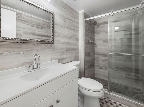 1205 Mariposa Ave 320, Coral Gables FL 33146