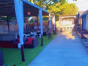 4751 NW 5th Ct, Plantation FL 33317