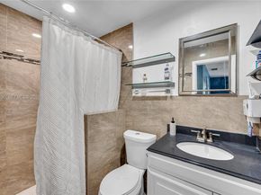 4751 NW 5th Ct, Plantation FL 33317