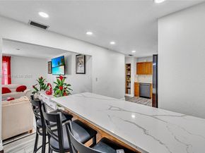 4751 NW 5th Ct, Plantation FL 33317