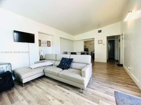 3101 SW 18th St, Miami FL 33145