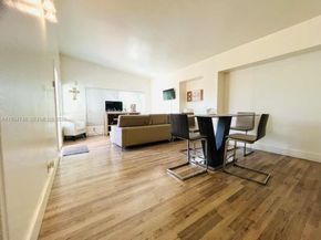 3101 SW 18th St, Miami FL 33145